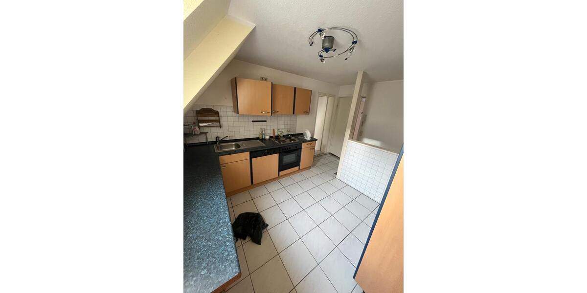 Etagenwohnung Neuenburg am Rhein - 3.5 Zimmer, 90 m&sup2;, 2.000&euro; | Angebot:24679312