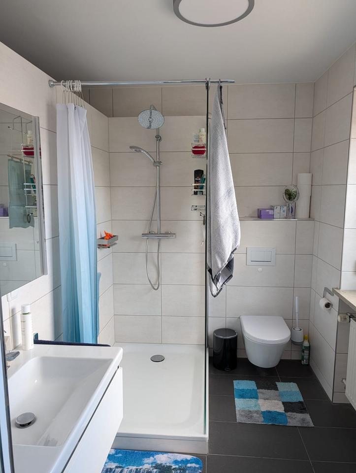 Helle 4-Zimmer-Wohnung mit Balkon in Regensburg West ab 1.12.25