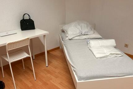 Wohnung Saarbrücken St. Arnual - 1 Zimmer, 20 m&sup2;, 385&euro; | Angebot:24646705