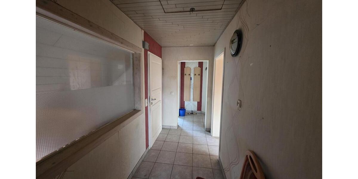 Dachgeschoßwohnung Ötzingen - 3 Zimmer, 92 m&sup2;, 785&euro; | Angebot:25901661