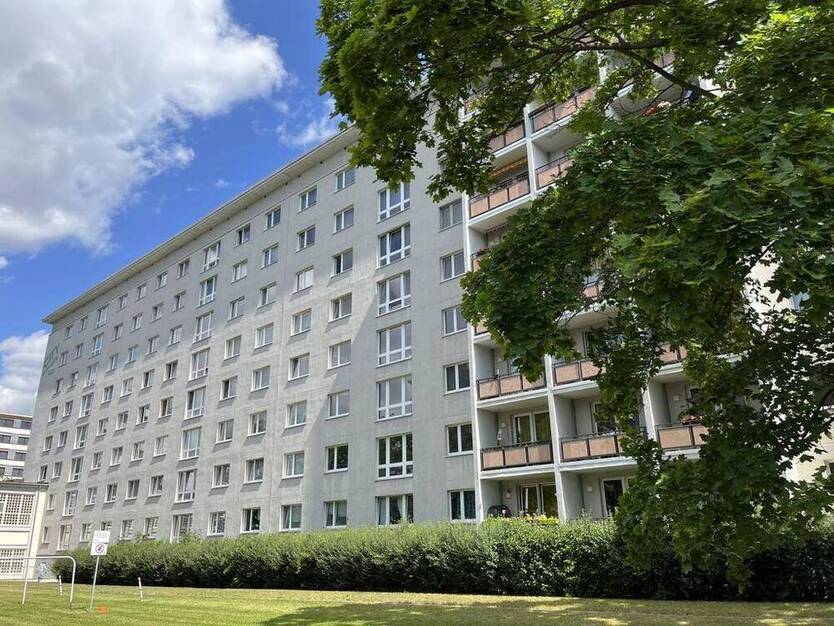 Tolle BalkonWohnung nahe Theaterplatz