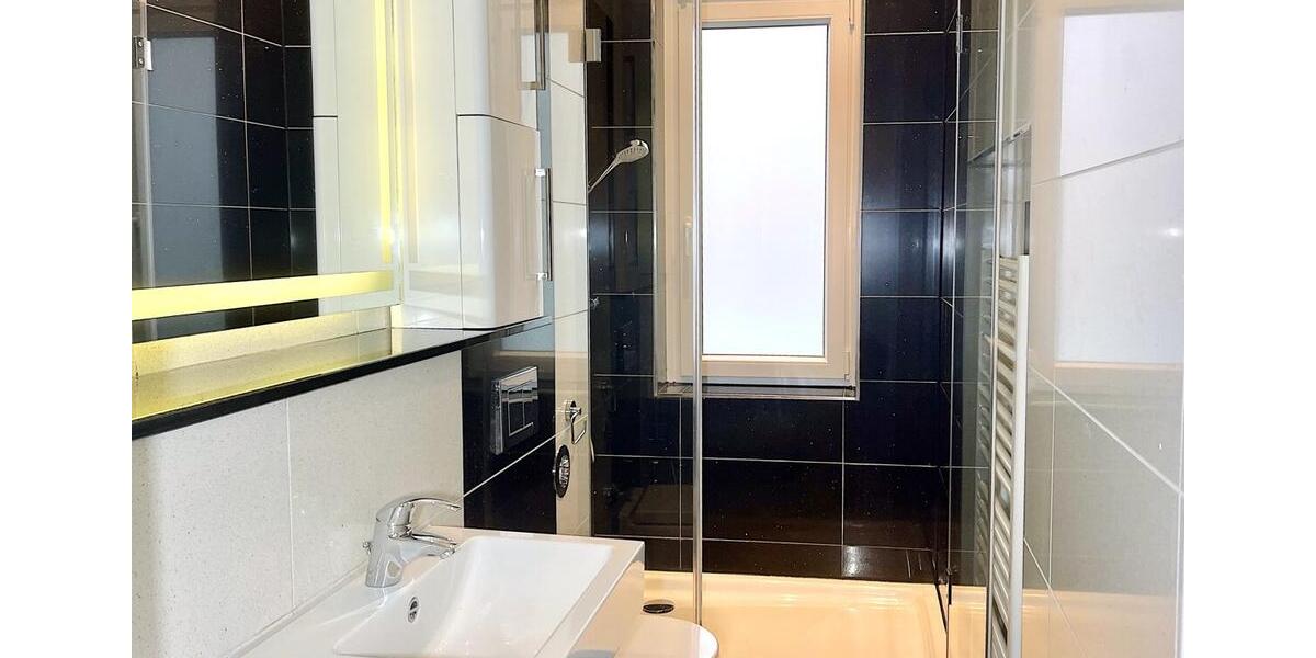 Etagenwohnung Hannover Vahrenwald-List - 3 Zimmer, 103 m&sup2;, 1.350&euro; | Angebot:25047136