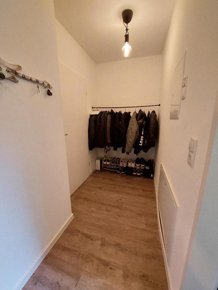 Neuwertige 2-Zi.-Wohnung in Leherheide zimmer