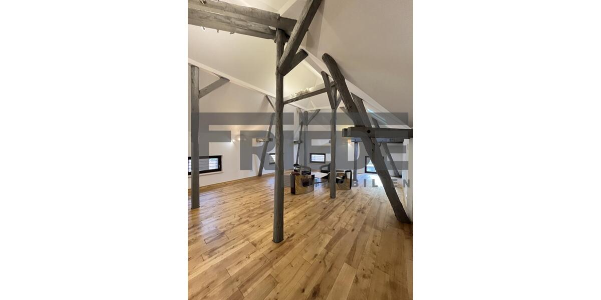 Loftartige Wohnung mit Ausblick! Mitten in Lüneburg - direkt am Stint! 3 zimmer