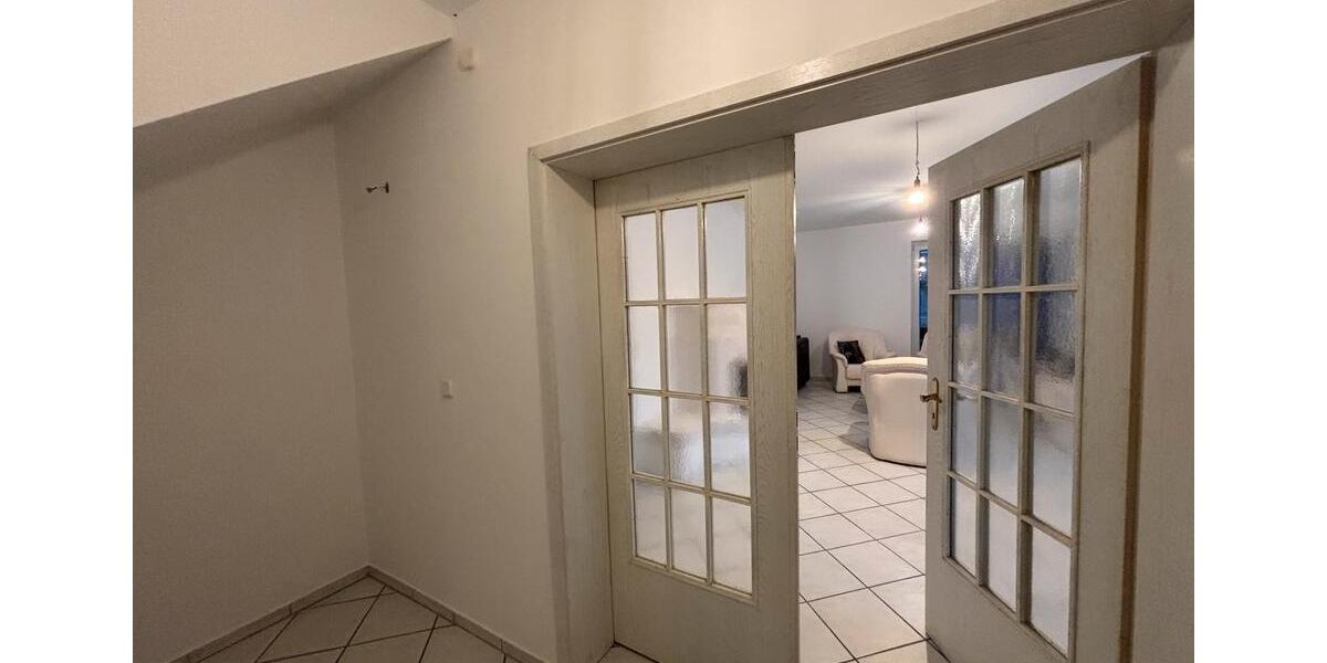Erdgeschoßwohnung Isenbüttel - 4 Zimmer, 145 m&sup2;, 1.280&euro; | Angebot:26569035