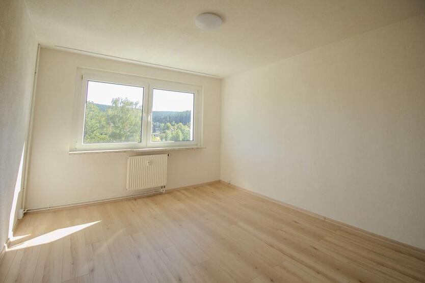 Helle 2-Zimmer Wohnung in grüner Umgebung zimmer