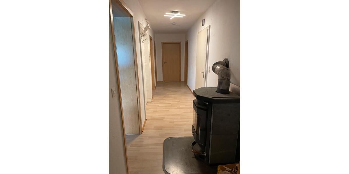 Einliegerwohnung zu vermieten 80 qm 2 zimmer