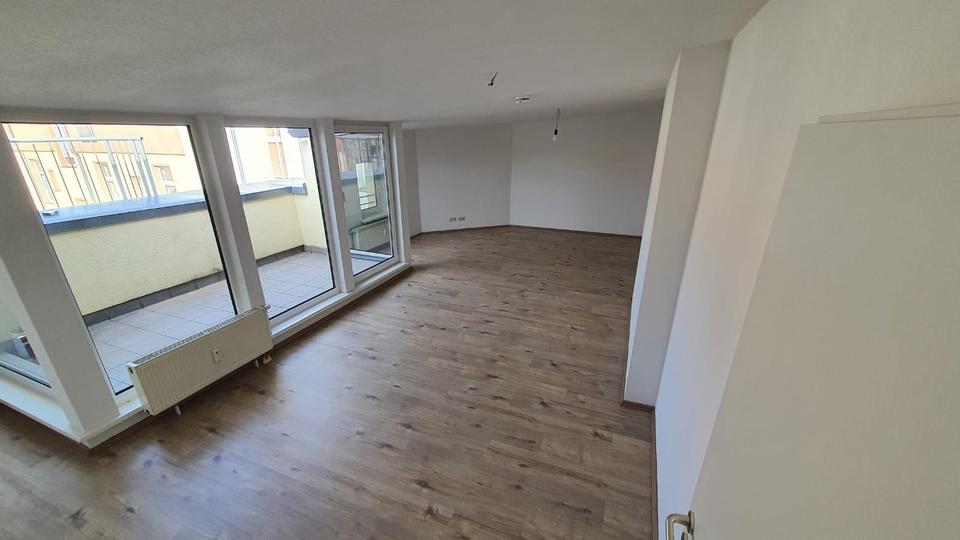 Dachgeschoßwohnung Magdeburg Alte Neustadt - 2 Zimmer, 64 m&sup2;, 670&euro; | Angebot:26194502