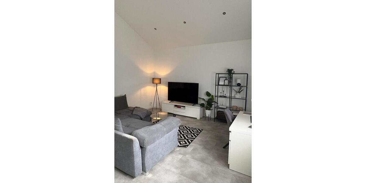 Etagenwohnung Fürth - 2 Zimmer, 70 m&sup2;, 700&euro; | Angebot:26652249