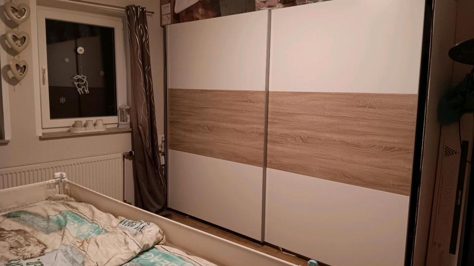 Dachgeschoßwohnung Alzey - 3 Zimmer, 97 m&sup2;, 1.220&euro; | Angebot:24753417