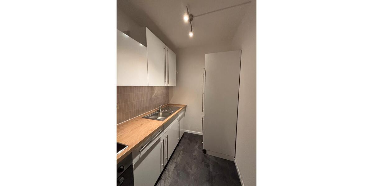 Dachgeschoßwohnung Nürnberg Almoshof - 1 Zimmer, 40 m&sup2;, 630&euro; | Angebot:24700801