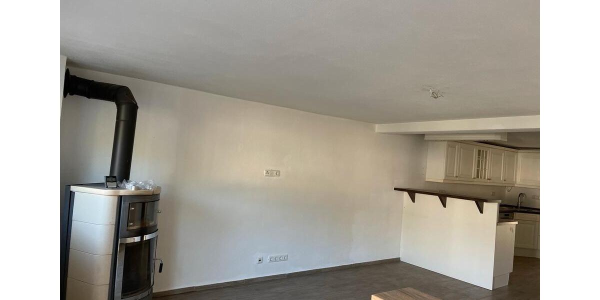 Erdgeschoßwohnung Wernberg-Köblitz Köblitz - 2.5 Zimmer, 85 m&sup2;, 980&euro; | Angebot:26033516