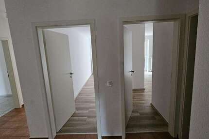 Wohnung Wilhelmshaven Aldenburg - 4 Zimmer, 96 m&sup2;, 760&euro; | Angebot:25301105