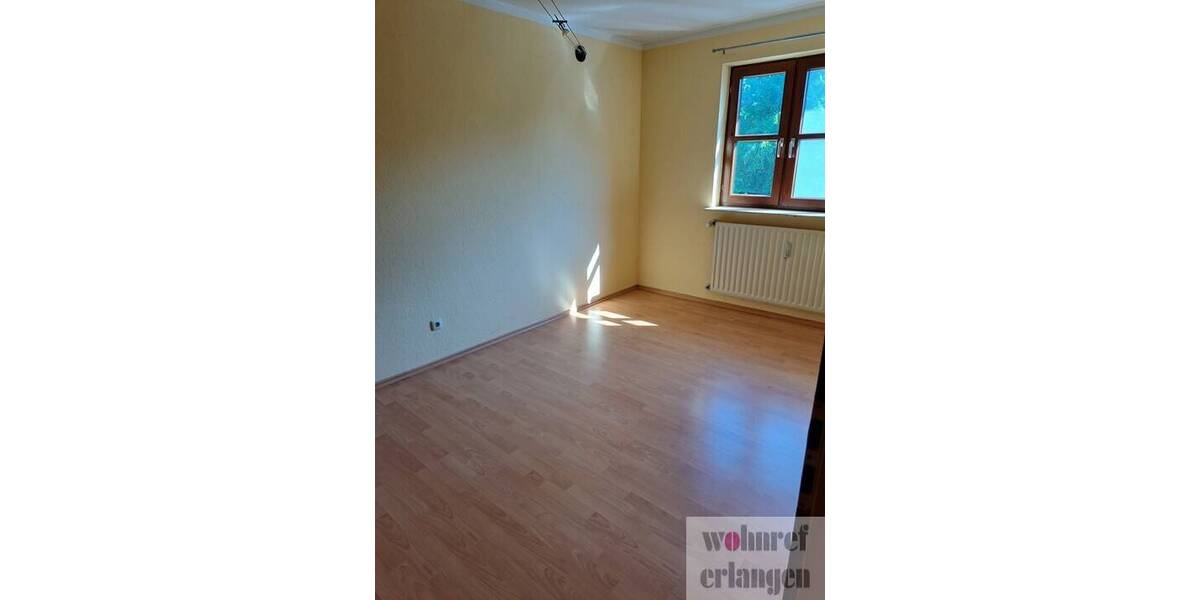 Etagenwohnung Buckenhof - 4 Zimmer, 93 m&sup2;, 1.250&euro; | Angebot:25731156