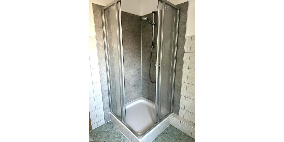 Dachgeschoßwohnung Schwedt (Oder) - 2 Zimmer, 52 m&sup2;, 325&euro; | Angebot:26475140