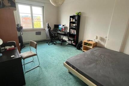 Helles Zimmer in 4Zimmer WG