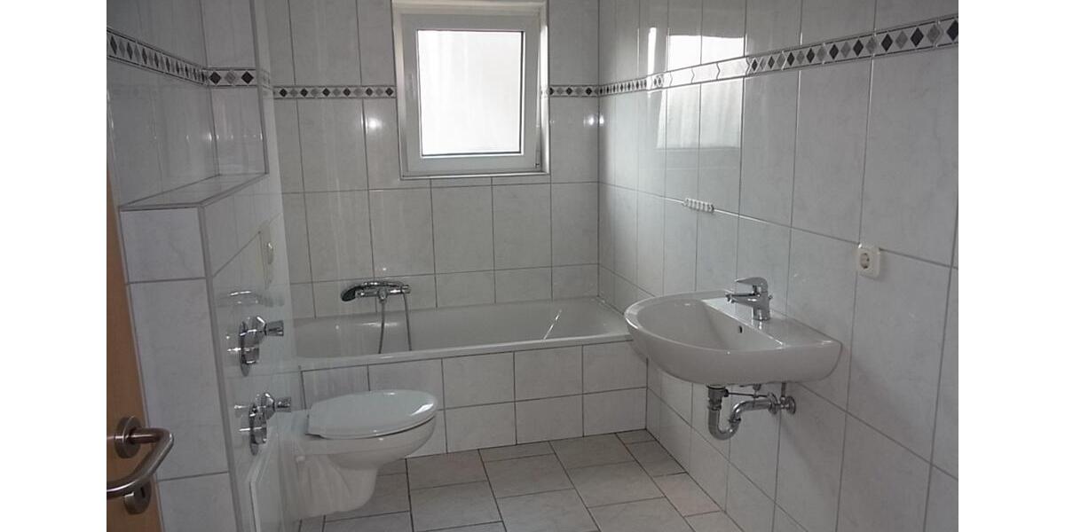 Schicke 3-ZKBB Wohnung mit großem Balkon 3 zimmer