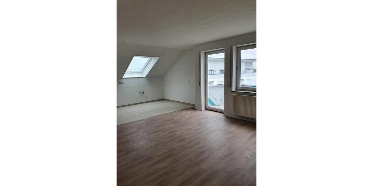 Dachgeschoßwohnung Dillingen an der Donau - 2 Zimmer, 53 m&sup2;, 820&euro; | Angebot:26676161