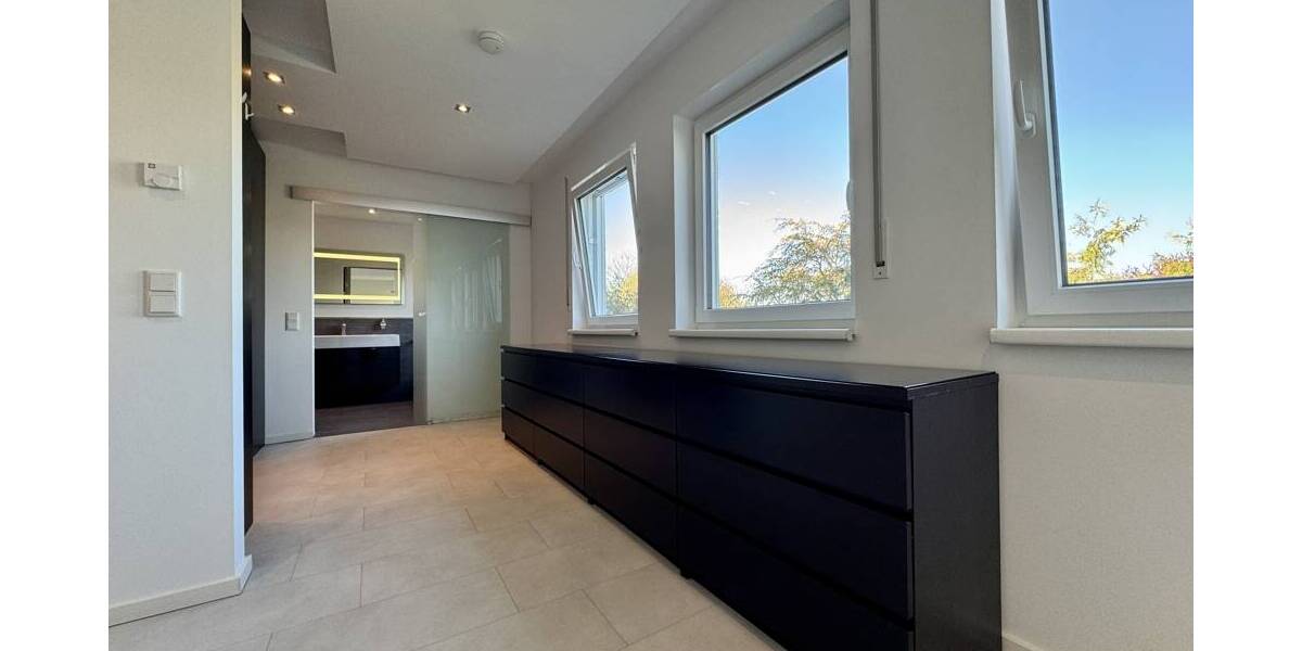 Etagenwohnung Heppenheim - 2 Zimmer, 93 m&sup2;, 1.150&euro; | Angebot:26065995