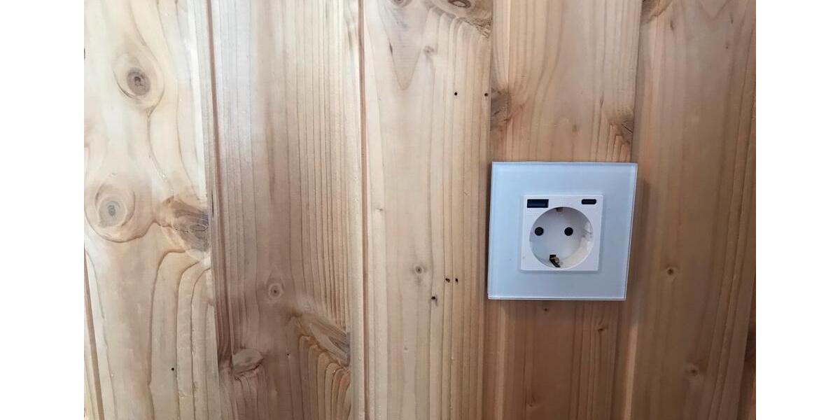 Wohnen auf Zeit Meißen - 8 Zimmer, 16 m&sup2;, 25&euro; | Angebot:26623443