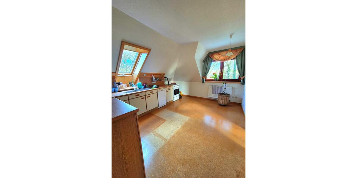 Dachgeschoßwohnung Raddestorf - 3 Zimmer, 95 m&sup2;, 1.160&euro; | Angebot:26050342