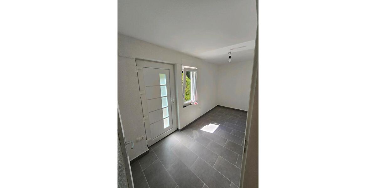 Erdgeschoßwohnung Hilchenbach - 3 Zimmer, 118 m&sup2;, 1.090&euro; | Angebot:26677965