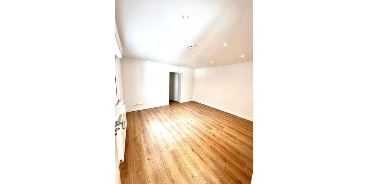 Etagenwohnung Mainz Weisenau - 2 Zimmer, 42 m&sup2;, 820&euro; | Angebot:26036691