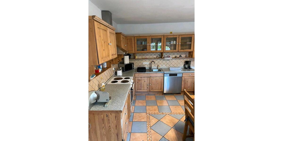 Wohnen auf Zeit Homberg (Efze) - 3 Zimmer, 100 m&sup2;, 15&euro; | Angebot:21607049