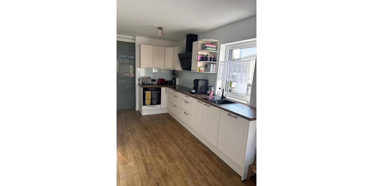 Etagenwohnung Kastellaun - 4 Zimmer, 117 m&sup2;, 1.350&euro; | Angebot:25902417