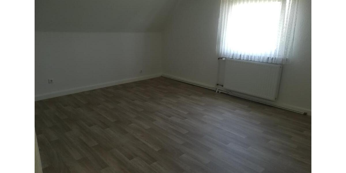 Doppelhaushälfte Edemissen - 4 Zimmer, 120 m&sup2;, 780&euro; | Angebot:24670354