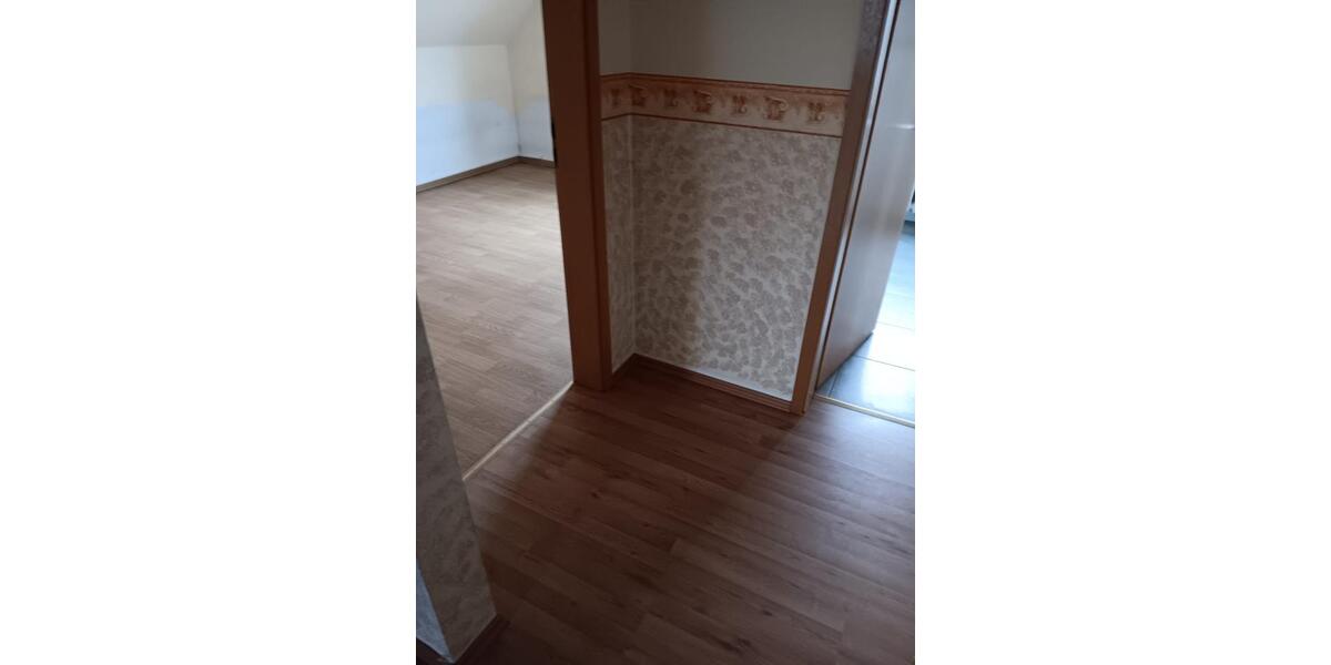 Dachgeschoßwohnung Wittlich - 3 Zimmer, 87 m&sup2;, 780&euro; | Angebot:26621583