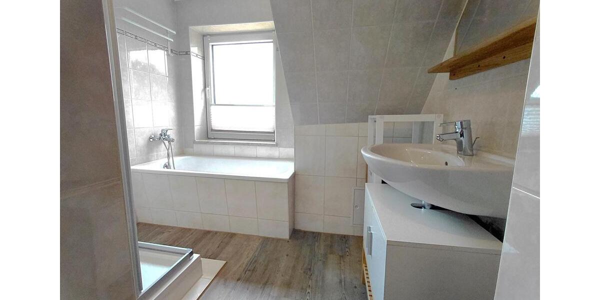 Dachgeschoßwohnung Stendal - 1 Zimmer, 42 m&sup2;, 560&euro; | Angebot:24766021