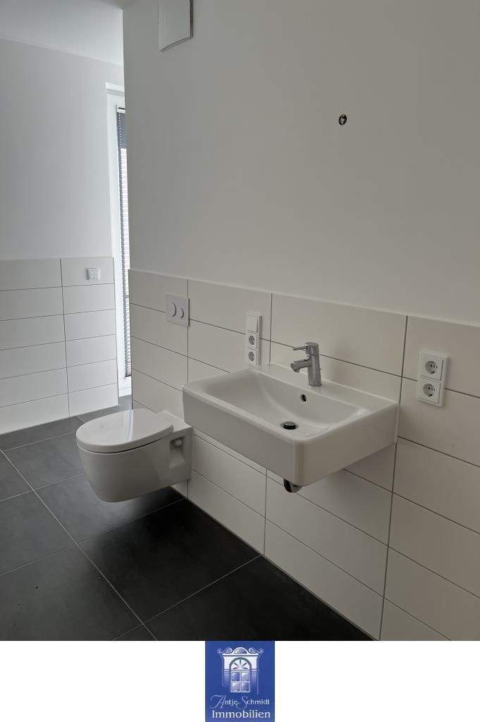 Attraktive Neubauwohnung mit Einbauküche und Loggia in der Dresdner Innenstadt! 2 zimmer