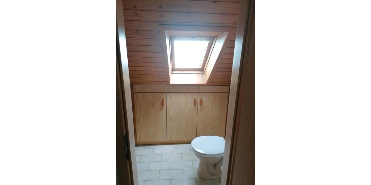 Einfamilienhaus Neuendettelsau - 5 Zimmer, 121 m&sup2;, 1.200&euro; | Angebot:24849175