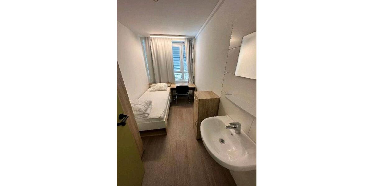 Einzelzimmer im Studentenwohnheim Dormitory room in Burghausen 1 zimmer
