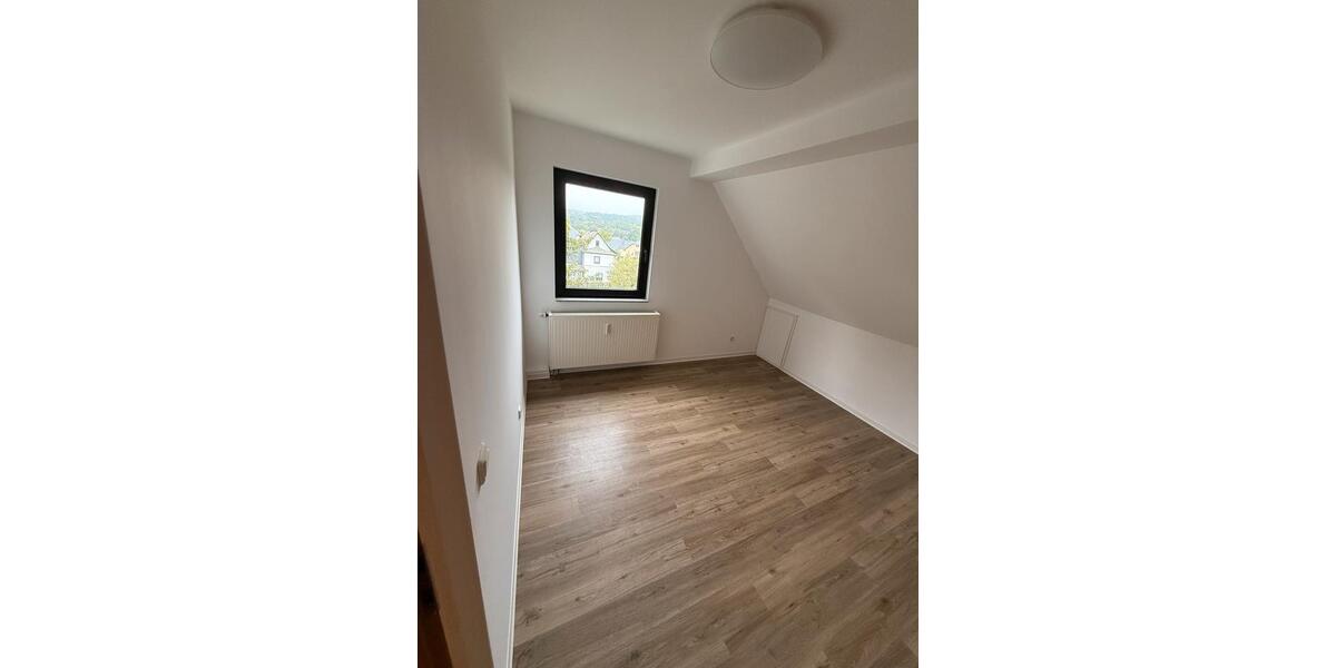 Dachgeschoßwohnung Greifenstein - 3 Zimmer, 60 m&sup2;, 550&euro; | Angebot:26523012