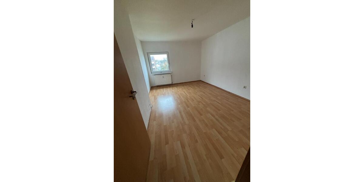 zentral gelegene 2,5-Raum-Wohnung auf ca. 37 m² zu vermieten 2 zimmer