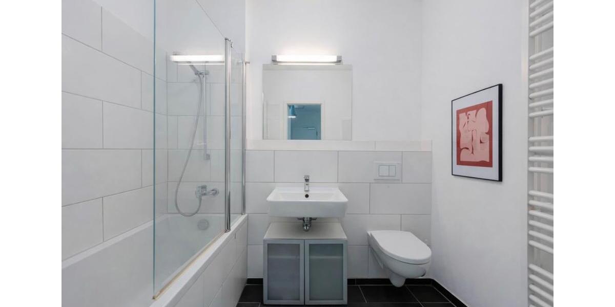 Etagenwohnung Berlin Mitte - 3 Zimmer, 100 m&sup2;, 2.400&euro; | Angebot:26049560