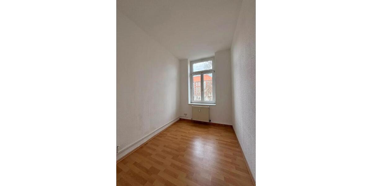 Etagenwohnung Zeitz - 5 Zimmer, 118 m&sup2;, 649&euro; | Angebot:26109213