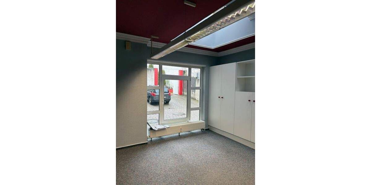 Gewerbeobjekt Bad Dürkheim - 4 Zimmer, 90 m&sup2;, 1.170&euro; | Angebot:25525373