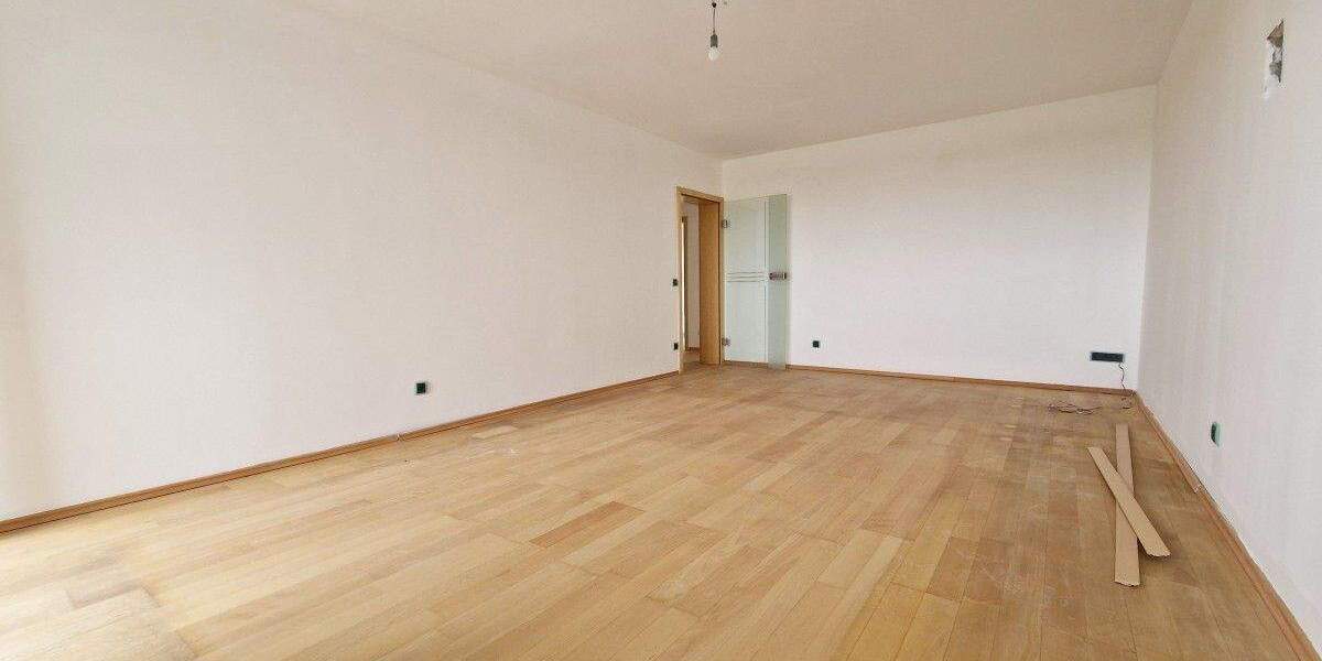 Komfortables Wohnen: Balkon, Tiefgarage, Pool & Sauna in Duisburg 3 zimmer