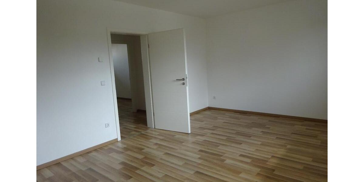 Reihenhaus Delitzsch - 5 Zimmer, 142 m&sup2;, 1.399&euro; | Angebot:26129553