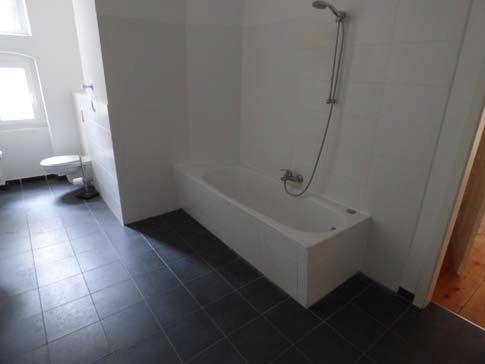 Traumhafte Familien- Altbauwohnung in bester Kiezlage! 5 zimmer