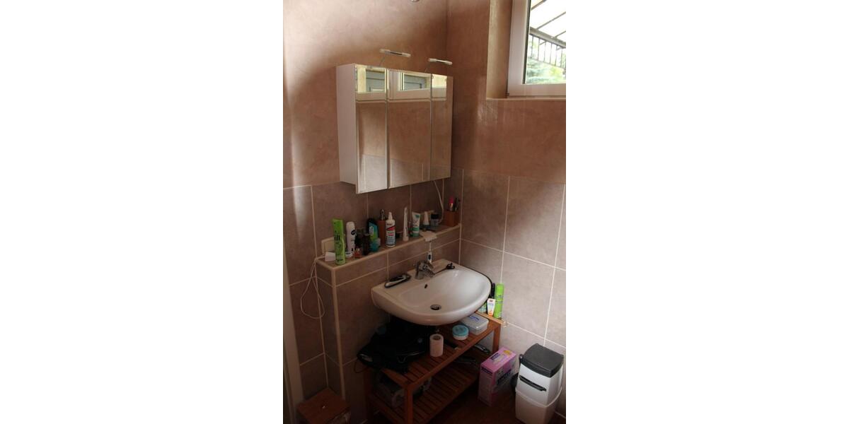 Erdgeschoßwohnung Pößneck - 2 Zimmer, 63 m&sup2;, 441&euro; | Angebot:25352758