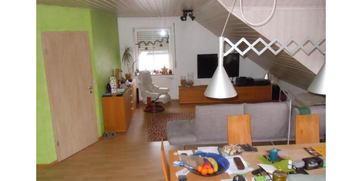 Dachgeschoßwohnung Wettstetten - 3 Zimmer, 85 m&sup2;, 935&euro; | Angebot:24766159