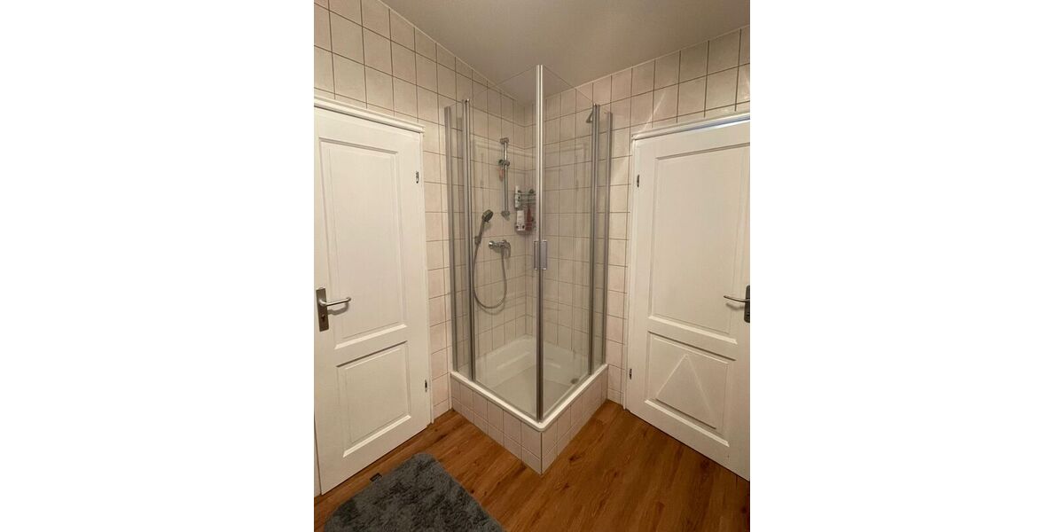 WG-Zimmer in 2er WG mit Terrasse - Zimmer Regensburg Reinhausen | Angebot:27026204