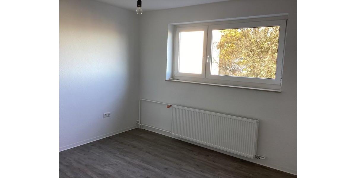 Etagenwohnung Kassel Bettenhausen - 4 Zimmer, 79 m&sup2;, 735&euro; | Angebot:23483597