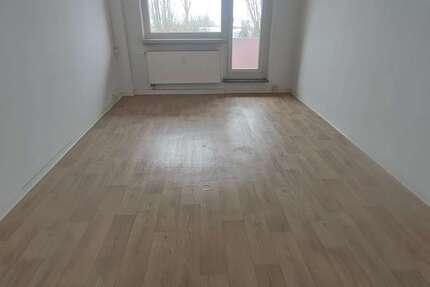Wohnung zum Mieten in Sangerhausen 317 € 50.51 m² 2 zimmer