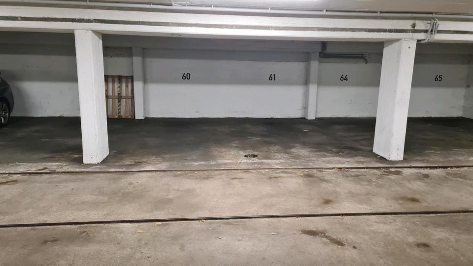 Garagenstellplatz Motorrad Tiefgarage Nähe Lange Reihe