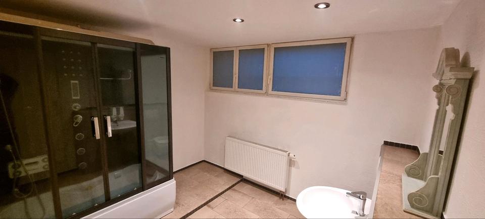 Erdgeschoßwohnung Kronach - 2.5 Zimmer, 95 m&sup2;, 700&euro; | Angebot:25965986